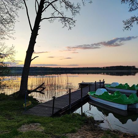 Siedlisko Nr 4A Nad Jeziorem Skarlinskim, Jezioro, Mazury, Domki Letniskowe Kurzetnik Dış mekan fotoğraf